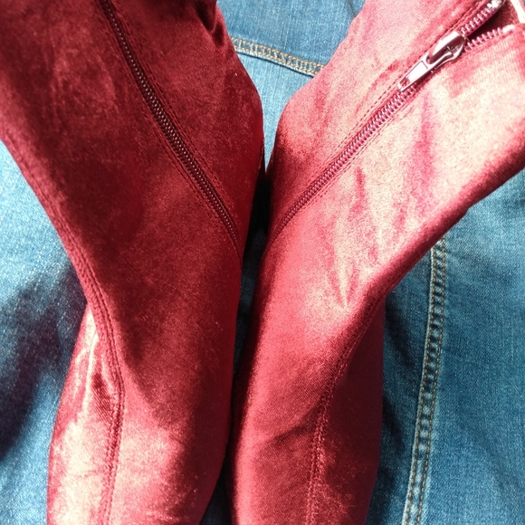 Chinese Laundry Velvet Florentine Boots - Picture 10 of 15